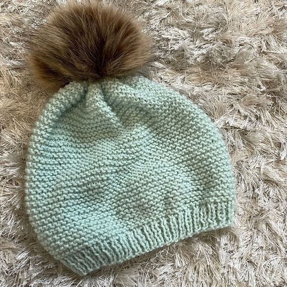 Handmade Handknit Tiffany Blue Bean Hat Faux Fur Pom - Picture 1 of 5